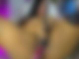 Mia's Live Sex Cam Show