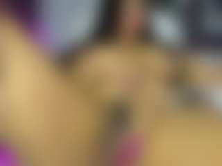 Live cam show with Mia - Fullynaked on Dolls Live