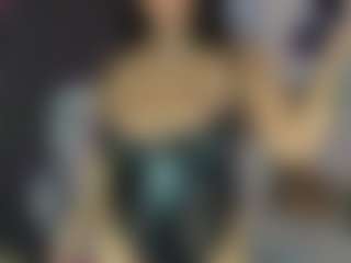 Live cam show with Mia - Black Middle Aged on Camsoda