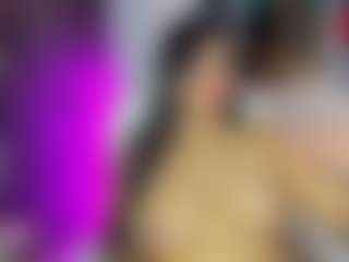Live cam show with Mia - Spank Ebony on Hubzter Live