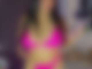 Live cam show with Mia - Thick on eurowanks.com