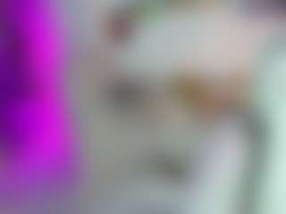 Live cam show with Mia - Black Middle Aged on alttransgirls