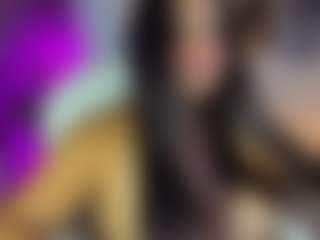 Live-Cam-Show mit Mia - Butt Plug auf Camsoda