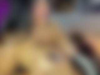 Mia's Live Sex Cam Show