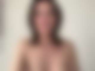 naomibb's Live Sex Cam Show