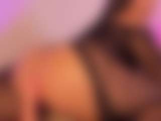 Live cam show with Nina Vega - Erotic Dance on mypornchat.com