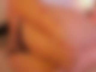 Live cam show with Nina Vega - Brown Eyes Brown Hair on Camsoda