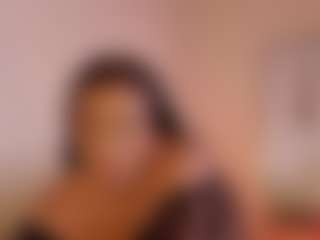 Live cam show with Nina Vega - Foot Fetish Brown Hair on Camsoda