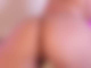 Live cam show with Nina Vega - BBW on Camsoda