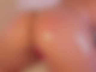 Live cam show with Nina Vega - Foot Fetish on Dolls Live