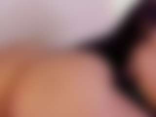 Live cam show with Nina Vega - Anal Curvy on StripNow
