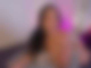 Live cam show with Nina Vega - Blowjob Brown Hair on Camsoda