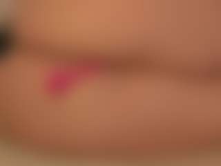 Live cam show with Nina Vega - Hairy Pussy Brown Hair on Camversity