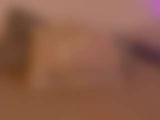 Live cam show with Nina Vega - Curvy Middle Aged on Camsoda
