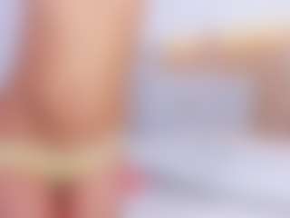 Live cam show with Selena-Holt - Thin on Mixed Magazine Live