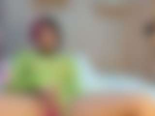 Live cam show with Selena-Holt - Gray Eyes on madthumbs