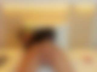 Live cam show with Selena-Holt - Red Hair on liverealitysex.com