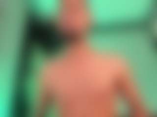 Live cam show with Tyler-204 - Blue Eyes on Gym Cam Girls