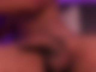 Live cam show with Tyler-204 - Brunette Hair on infinitiblacc.com