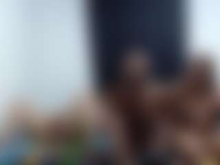 Live cam show with violetaandlucy - Strip on SpunkLive