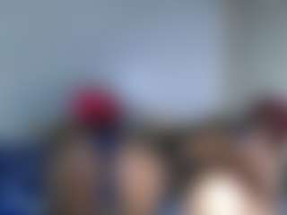 Live cam show with VixienBaddieX - Flashing on xplaylive.com