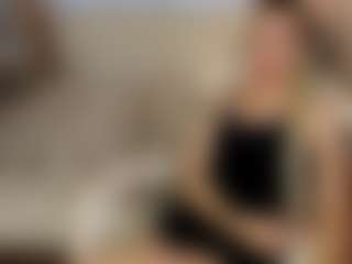 Live cam show with BarbiexChloe - Camel Toe on CamwithHer