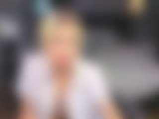 Live cam show with BarbiexChloe - Body Massage on sexylive.show