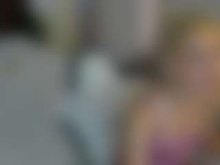 Live cam show with BarbiexChloe - Ass Bouncing on Camsoda