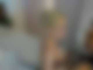 Live cam show with BarbiexChloe - Ass Clapping on madthumbs