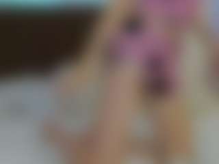 Live cam show with BarbiexChloe - Show on TastyBlacksLive