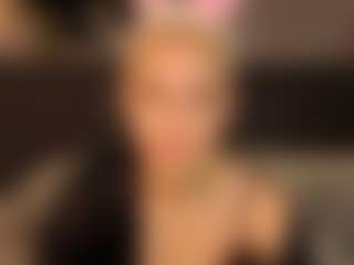 Live cam show with BarbiexChloe - Doggy on Dolls Live