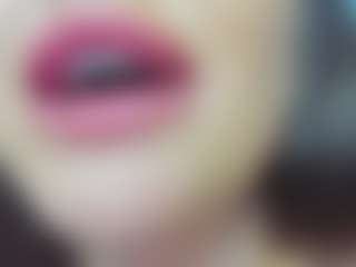 Bo0tyqueen's Live Sex Cam Show