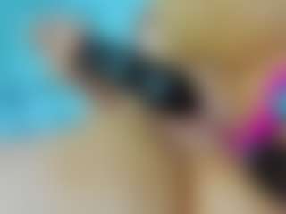 Live cam show with Bo0tyqueen - New Shaved Pussy on Streamer API