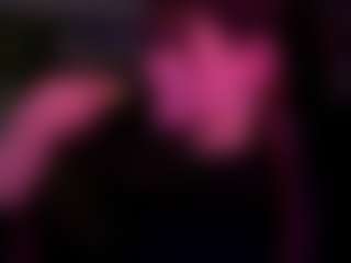 Live cam show with DeeAyhens - New Shaved Pussy on nudelive.tv