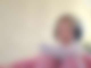 ElenorNestico's Live Sex Cam Show