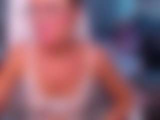 Live cam show with Fay - Squirt on Dolls Live