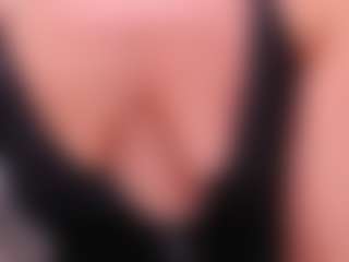 Live cam show with Fay - Thin on SinfulBabes