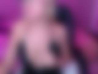 Live cam show with Fay - Mature on liverealitysex.com