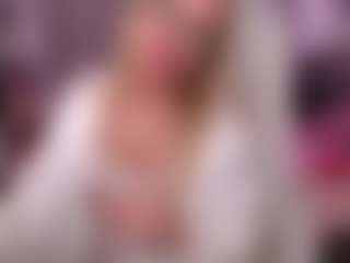 Live cam show with Fay - Thin on Camsoda