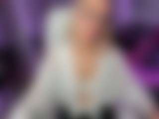 Live cam show with Fay - Skinny MILF on camwithhim.com