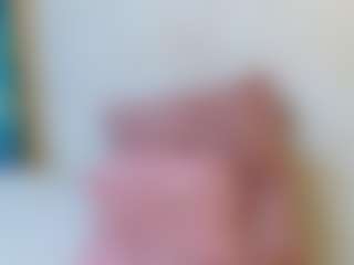 Live cam show with FoxyVibez - Upskirt on CSO-WL