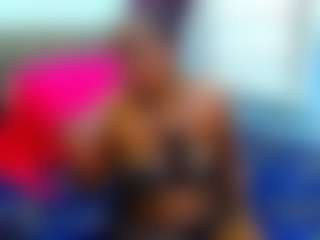 Live cam show with Foxy Vibez - Upskirt on SquirtSoMuch