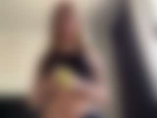 KatelinMuskelly's Live Sex Cam Show