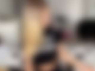 Live cam show with KatelinMuskelly - Double Penetration on Camsoda