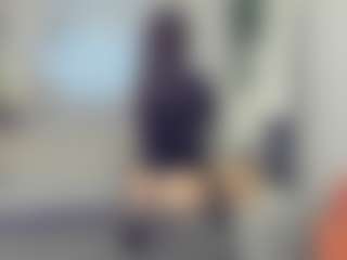 KatherineClark MILF webcam performer live streaming