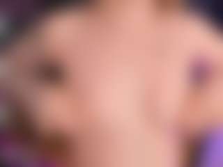 Live cam show with LilianaFrost - Petite on Camsoda