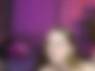 Live cam show with Meg-Ryann - Blonde Hair on Chatstar