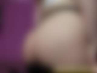Meg-Ryann's Live Sex Cam Show