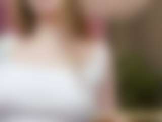 Live cam show with Meg-Ryann - Body Massage on CamClone