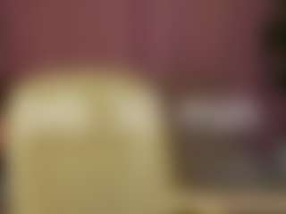 Live cam show with Meg-Ryann - Oil on Camsoda